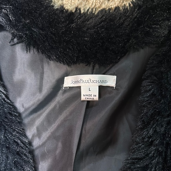 JohnPaulRichard Black Teddy L/S Open Front Jacket Plush Faux Fur Sz Large - Picture 4 of 9
